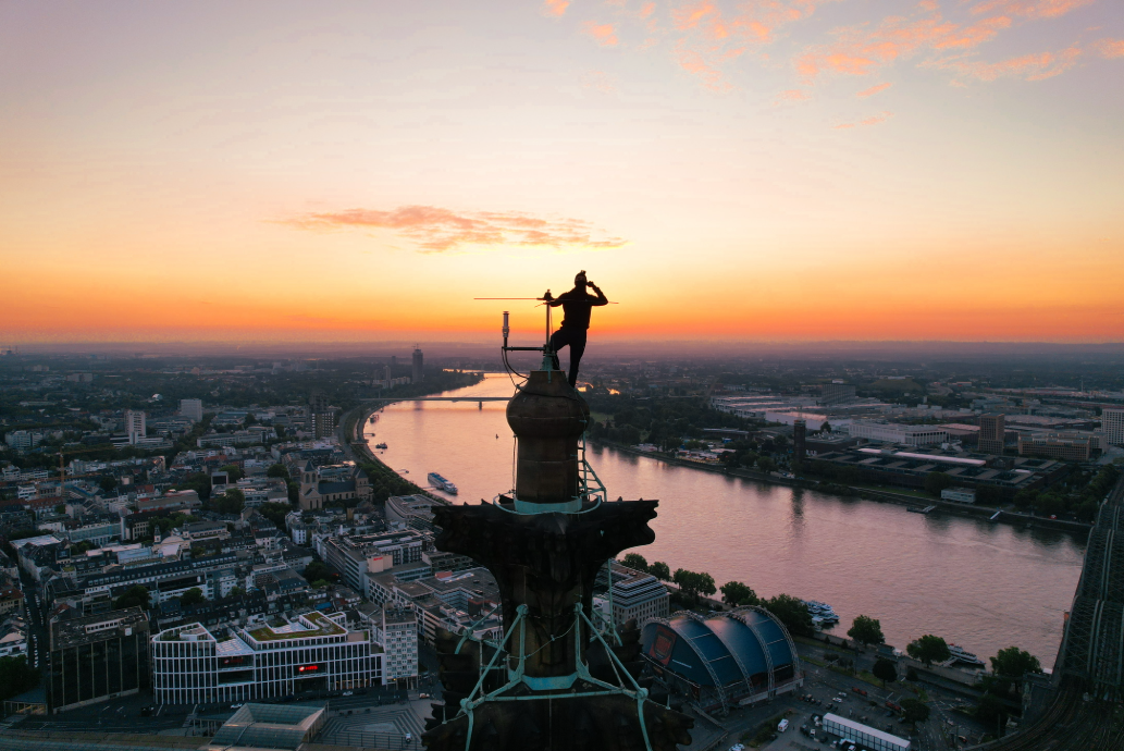Vue d’ensemble — verticalité et reliefs